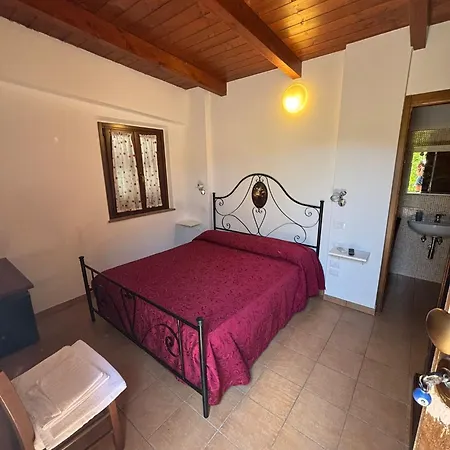 Da Fioro לינה וארוחת בוקר Massignano