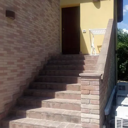 לינה וארוחת בוקר Da Fioro 3*